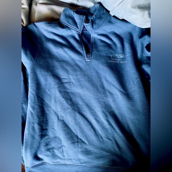 Vineyard vines hoodie - Picture 1 of 2